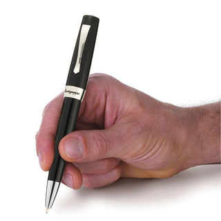 04408fb_manielmonerab_1024x1024