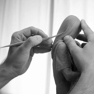 Scultura "Cerimonia di Laurea" Nao