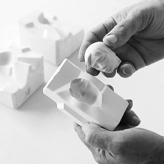 Scultura "Cerimonia di Laurea" Nao