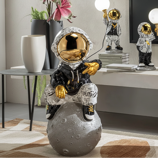 Scultura Astronauta L'Oca Nera h.75 cm.