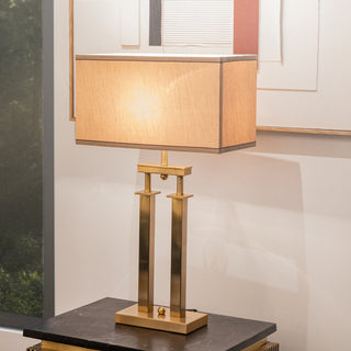 Lampada da Tavolo Ethan Chloe h.68 cm.