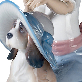 Scultura Bimba Un Tocco d'Eleganza Lladrò