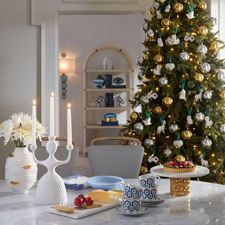 Brussels_T_Base_Dining_Table_Holiday23_x900