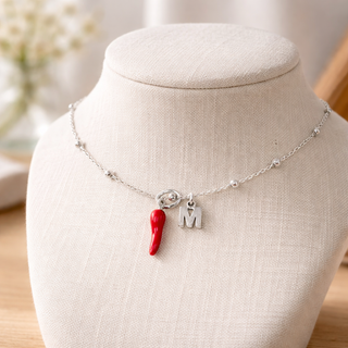 Collana Silver Con Corno Rosso e Lettera In Argento 925