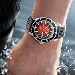 M026.830.17.421.00_6_wrist_1