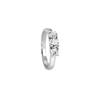 anello-in-oro-bianco-e-diamanti-Photoroom (1)