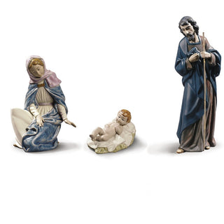 nao-statuina-madonna-virgin-mary-02012019-gres