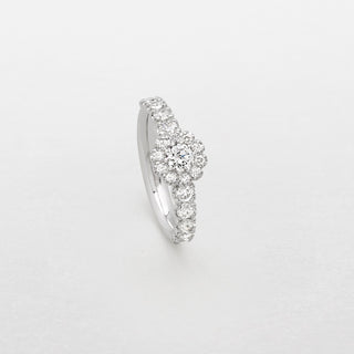 white-gold-and-diamonds-ring (2)