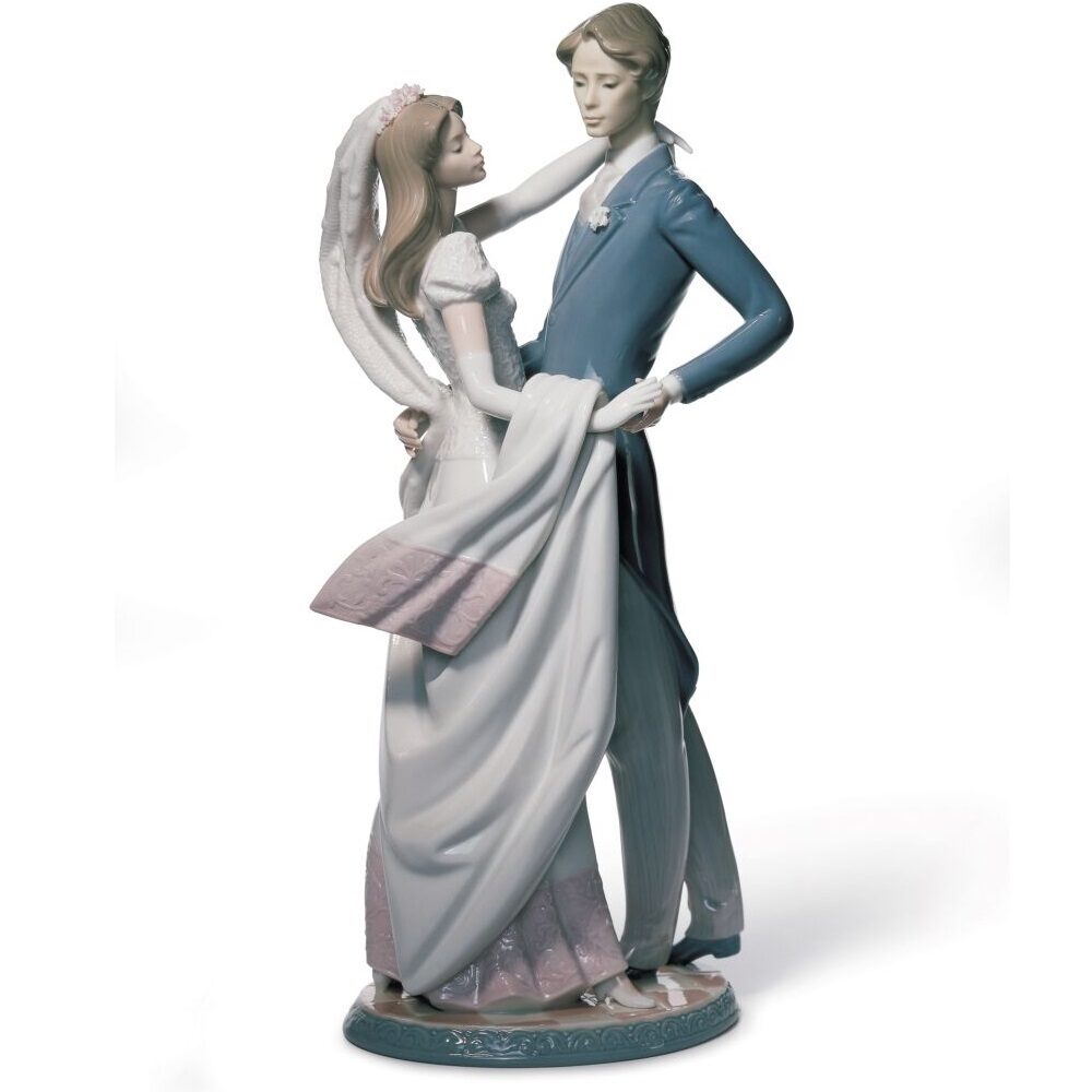 Figurina Coppia Il valzer dei fidanzati - Lladro-Europe